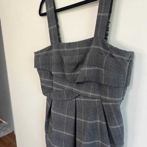 To The Max Dress - Picture 8 of 10